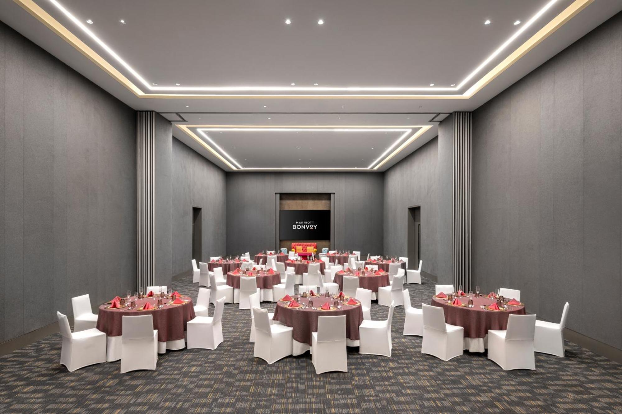 Hotel Moxy Bengaluru Airport Prestige Tech Cloud Devanahalli Zewnętrze zdjęcie
